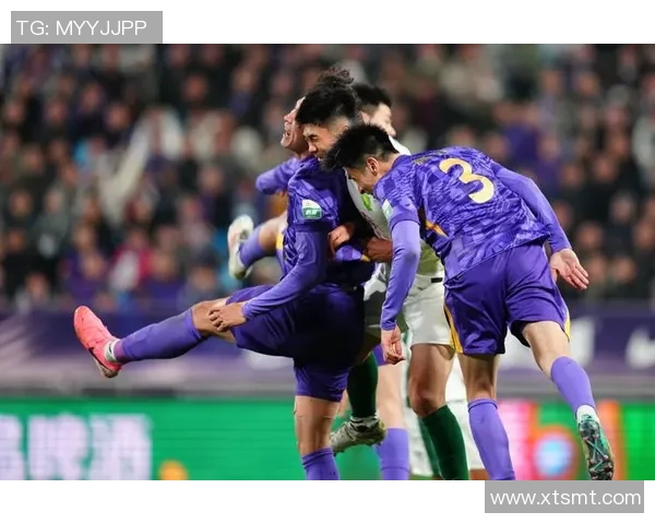 广州昊昕迎战天津泰达争夺中超联赛关键积分之战